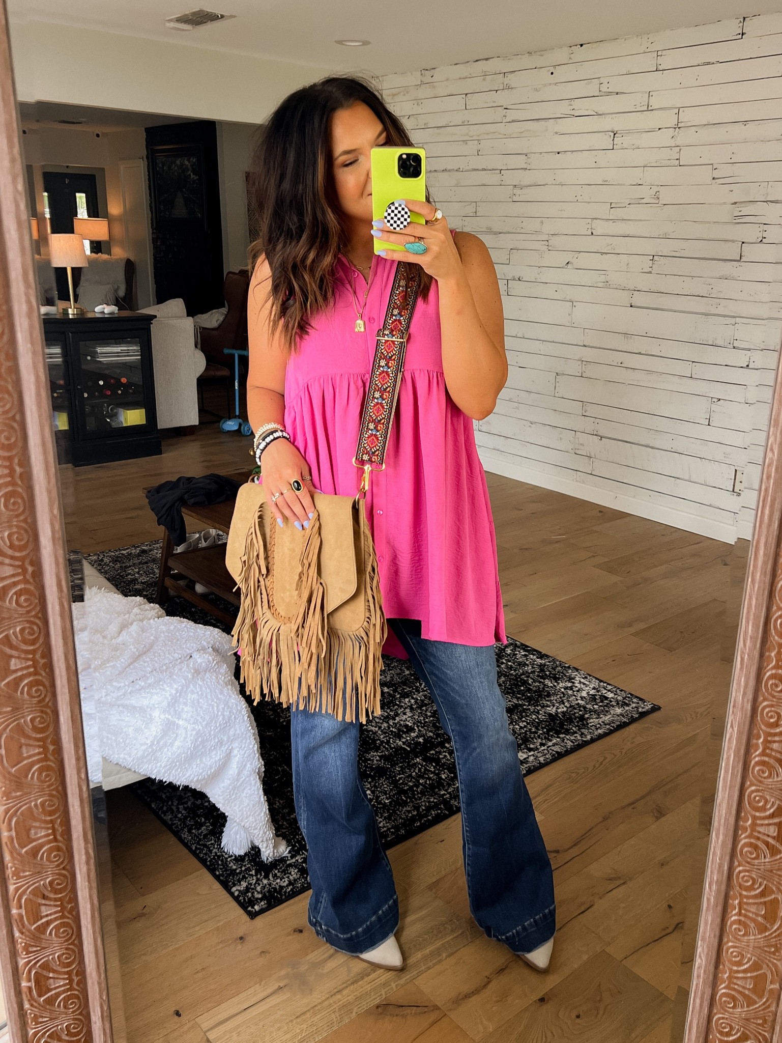 Vici items not linkable. (Top and flares) check my IG bio!

