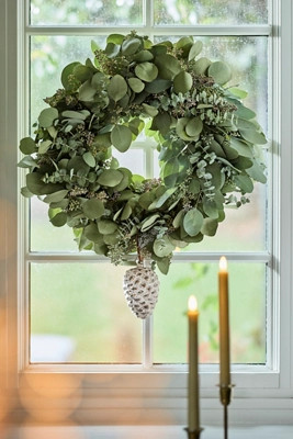 Fresh Eucalyptus Mix Wreath | Terrain