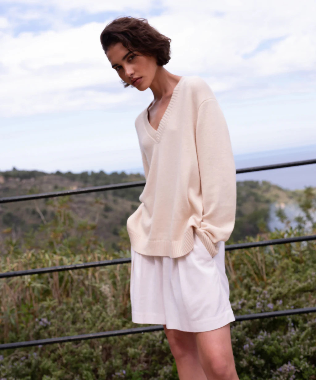 Simone V-Neck | Jenni Kayne