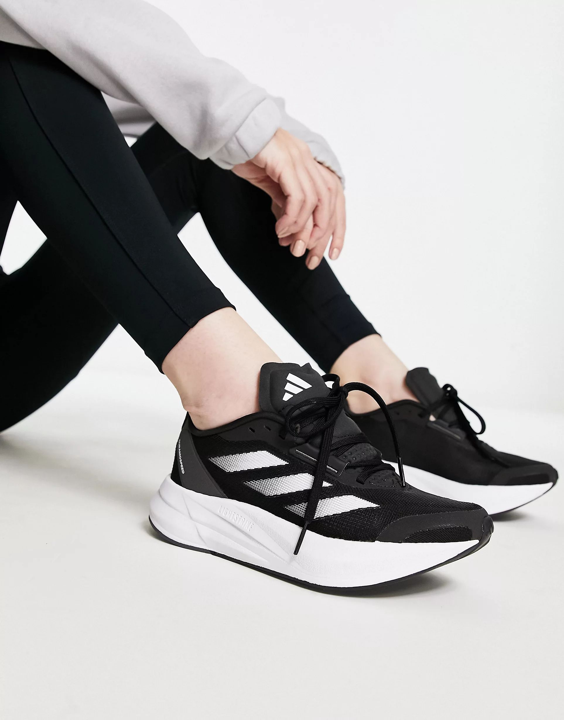adidas - Hardlopen - Duramo Speed - Sneakers in zwart en wit | ASOS (Global)