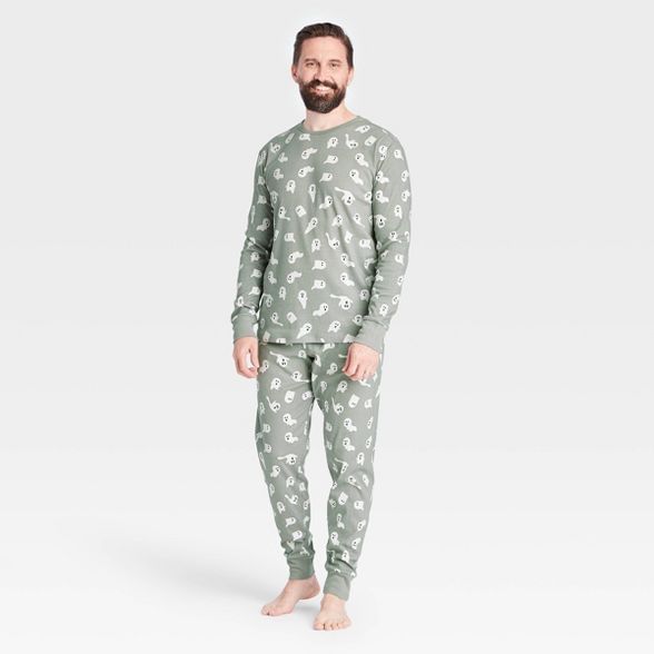 Men's Halloween Ghost Matching Family Pajama Set - Gray | Target