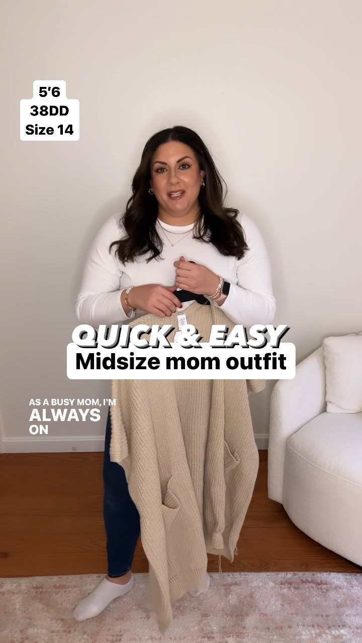 This one size Walmart sweater cape is so cute and such an easy way to elevate a simple jeans + long sleeve tee outfit! 



#LTKstyletip #LTKmidsize #LTKfindsunder50