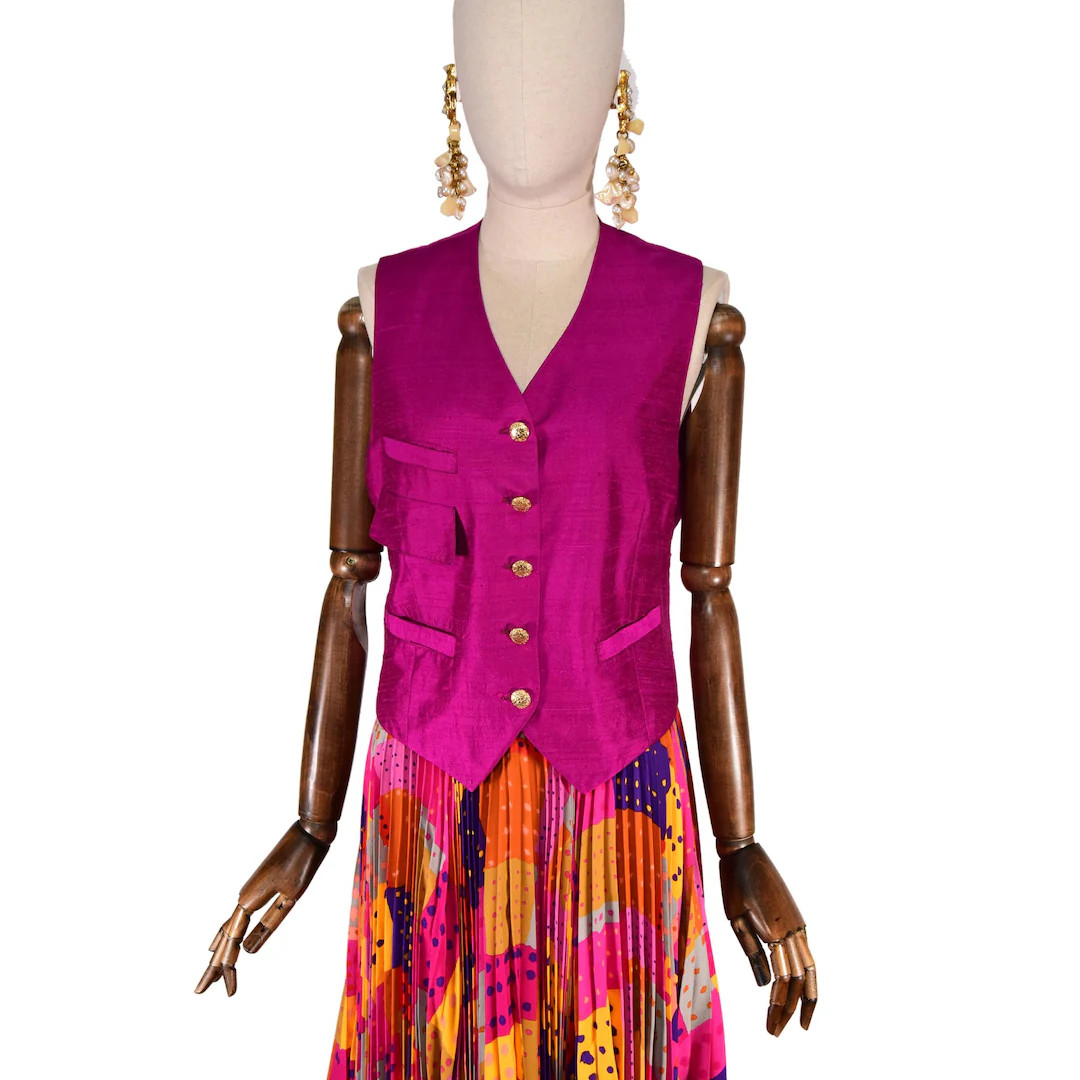 CARLA RADAELLI fuchsia silk vest with 90s gold buttons, size M | Etsy (US)