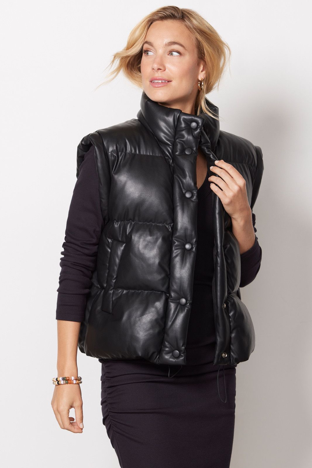 EVEREVE Julia Vegan Puffer Vest | EVEREVE | Evereve