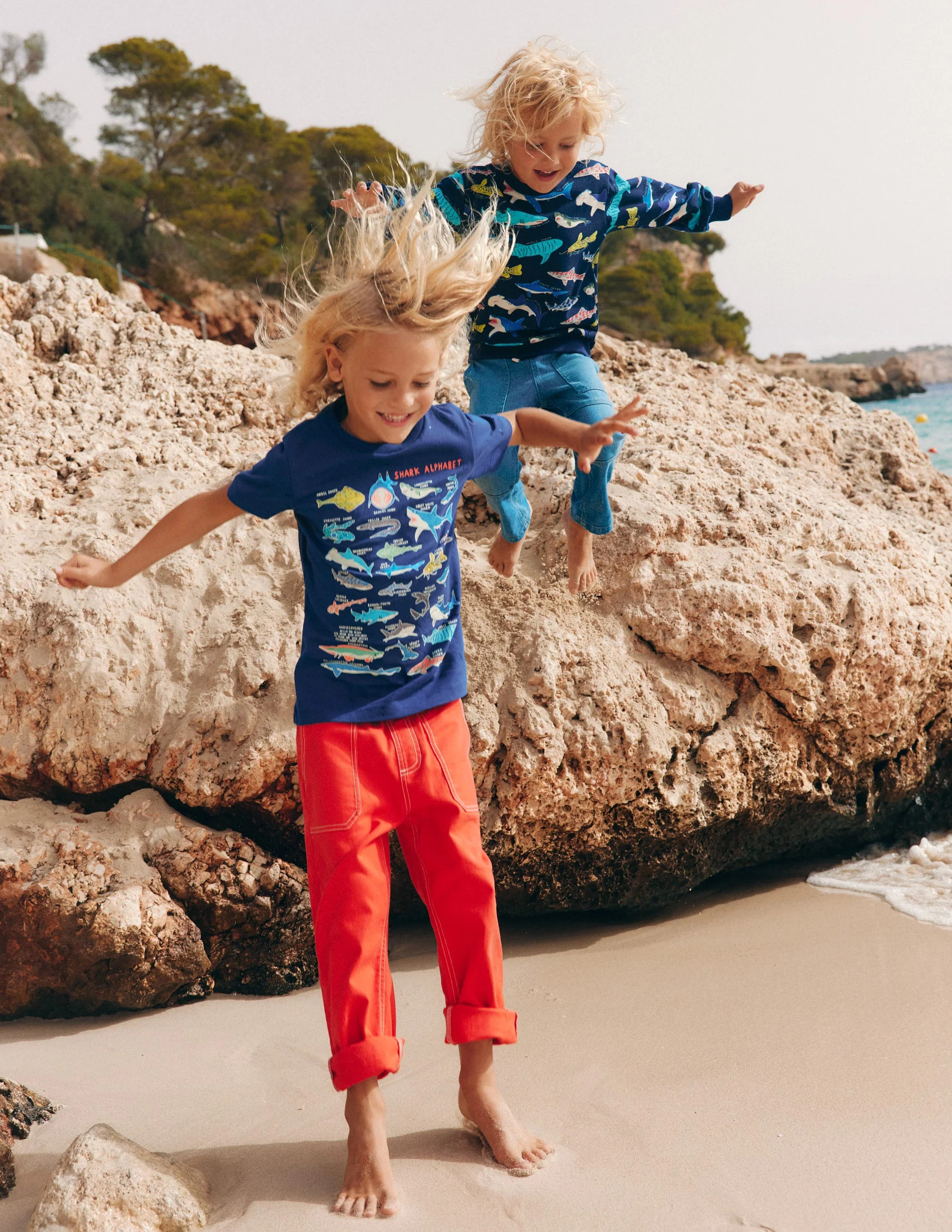 Short Sleeve GITD T-shirt-Starboard Blue Sharks | Boden (US)