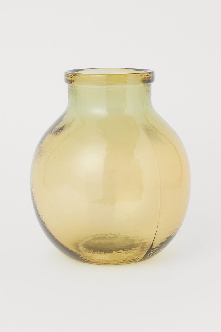 Große kugelförmige Vase aus recyceltem Glas. Höhe ca. 26 cm, Durchmesser an der breitesten Ste... | H&M (DE, AT, CH, DK, NL, NO, FI)