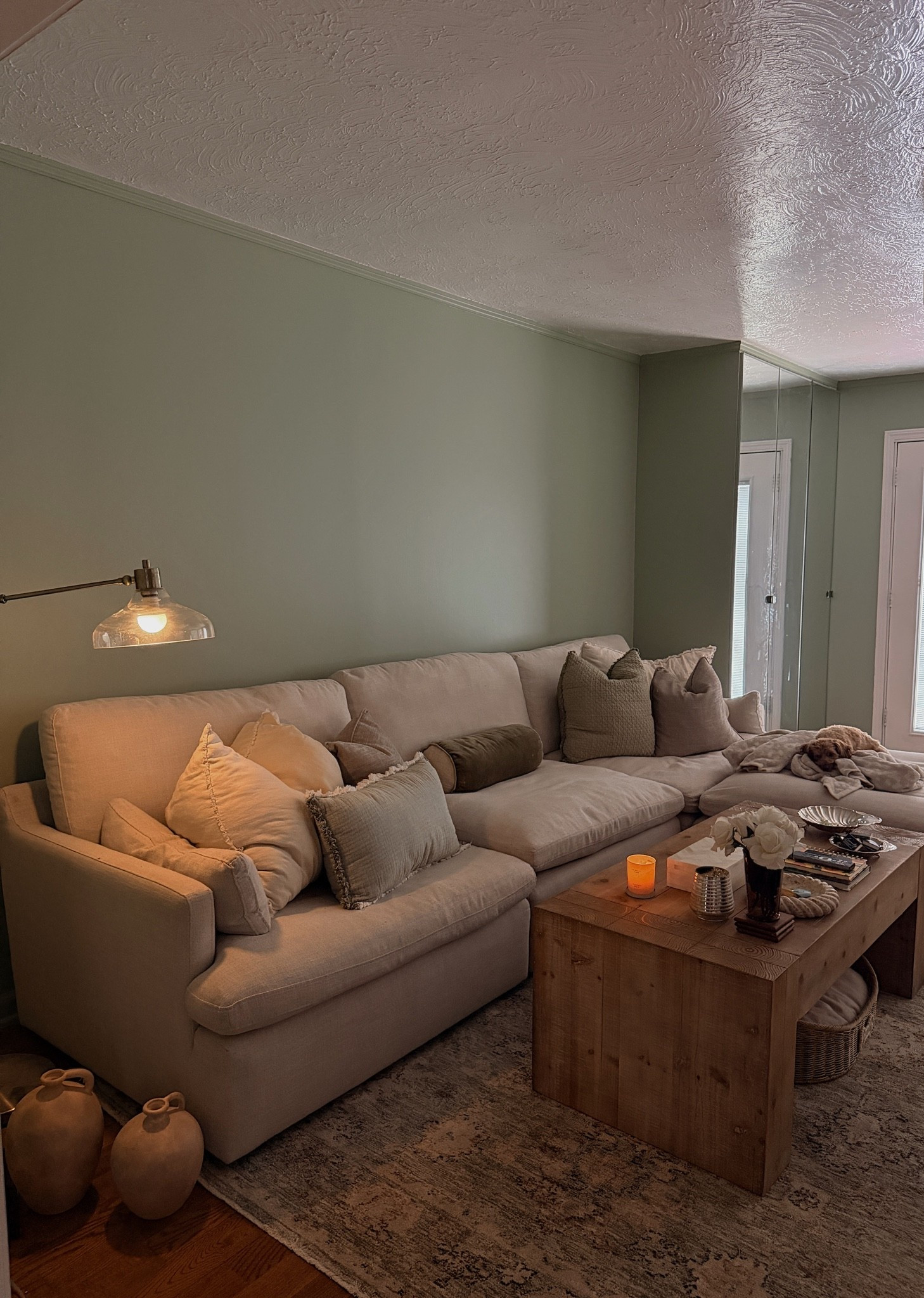 A very cozy day at home

#LTKSeasonal #LTKHome