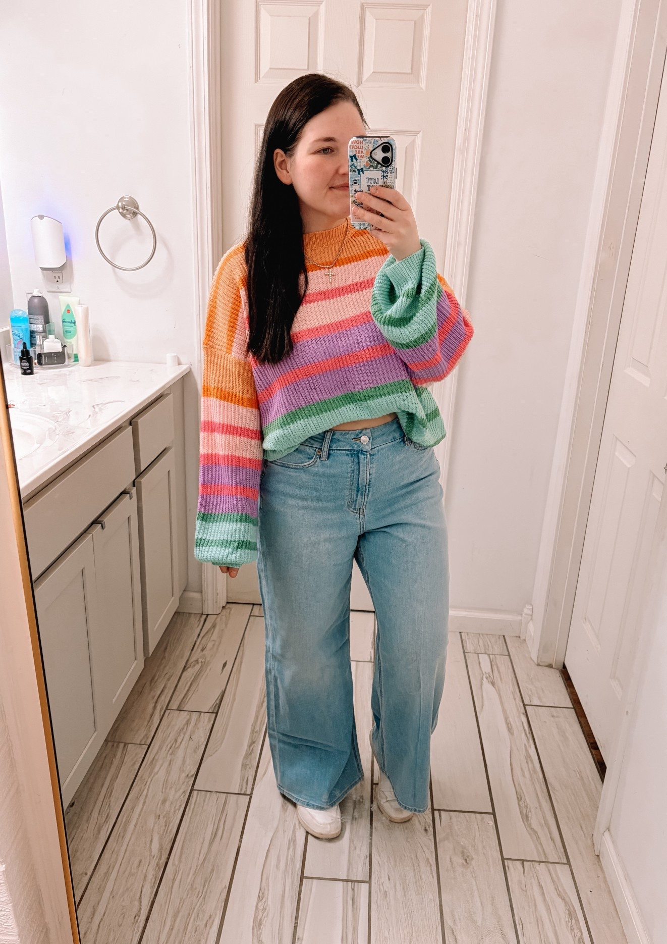 


Jeans size 10 short (I’m 5”2)
Sweater size L

American Eagle jeans / AE jeans / AE / curvy jeans / curve love jeans / light wash denim / baggy denim / rainbow sweater / spring outfit / Easter outfit / striped sweater : SHEIN / cross necklace 

#LTKootd #LTKPetite #LTKMidsize