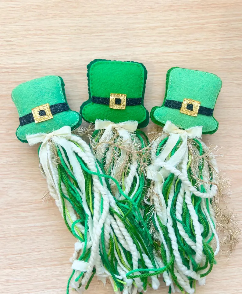 Leprechaun Hat Wand // St.patrick’s Day Wand // Lucky Wand // Whimsical Wand // Felt Wand - Ets... | Etsy (US)