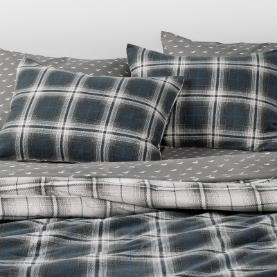 Full/Queen Reversible Brushed Cotton Comforter Set Gray Plaid - The Hollister Collection at Target | Target