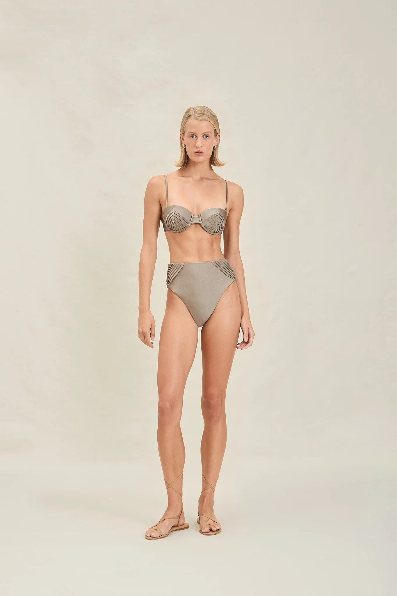 Birdie Bottom | Devon Windsor