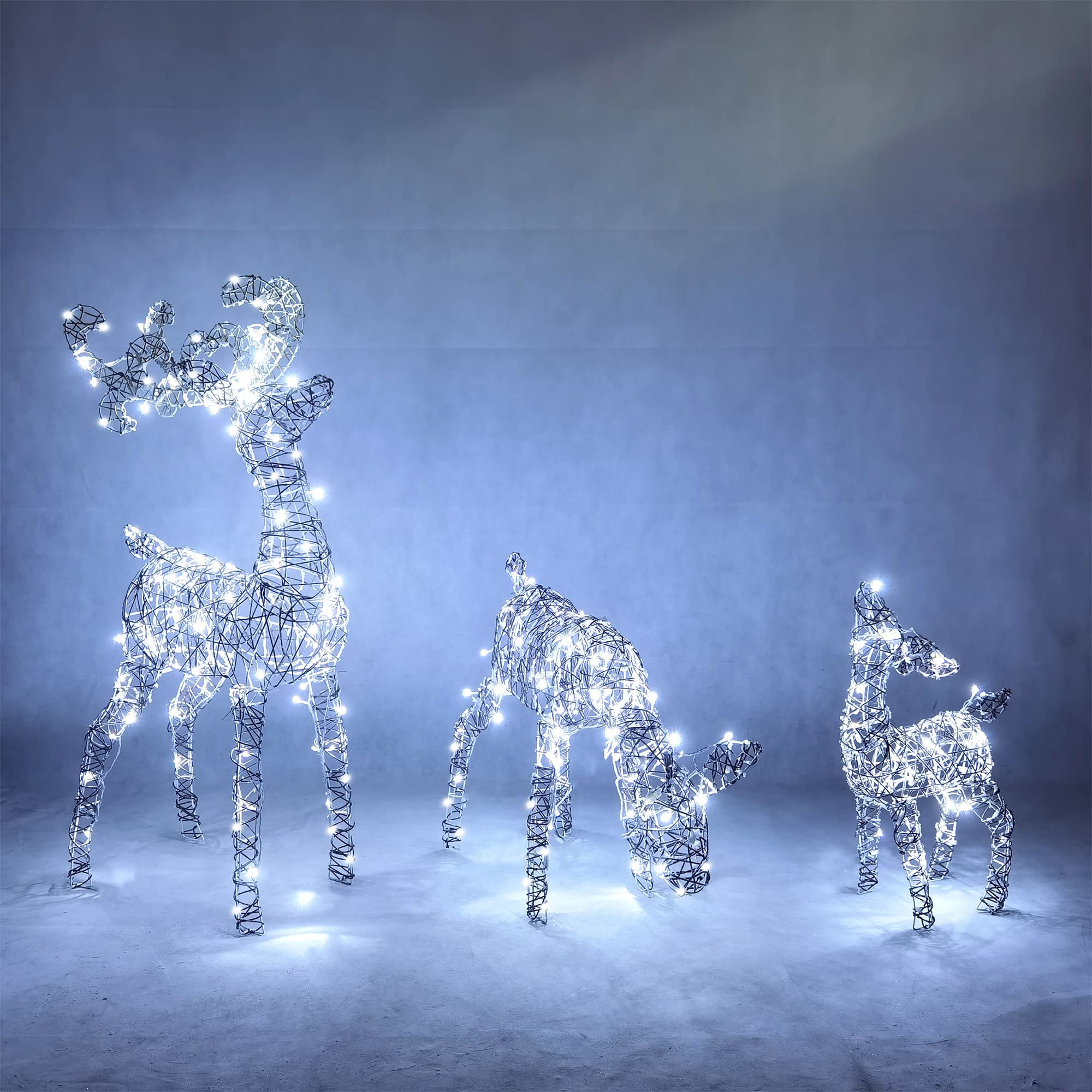 Joyfy 3 Packs Christmas Reindeer Family Set Yard Light Decorations with LED Lights and Stakes for Christmas Eve Night Indoor Outdoor Holiday Decor | Lowe's