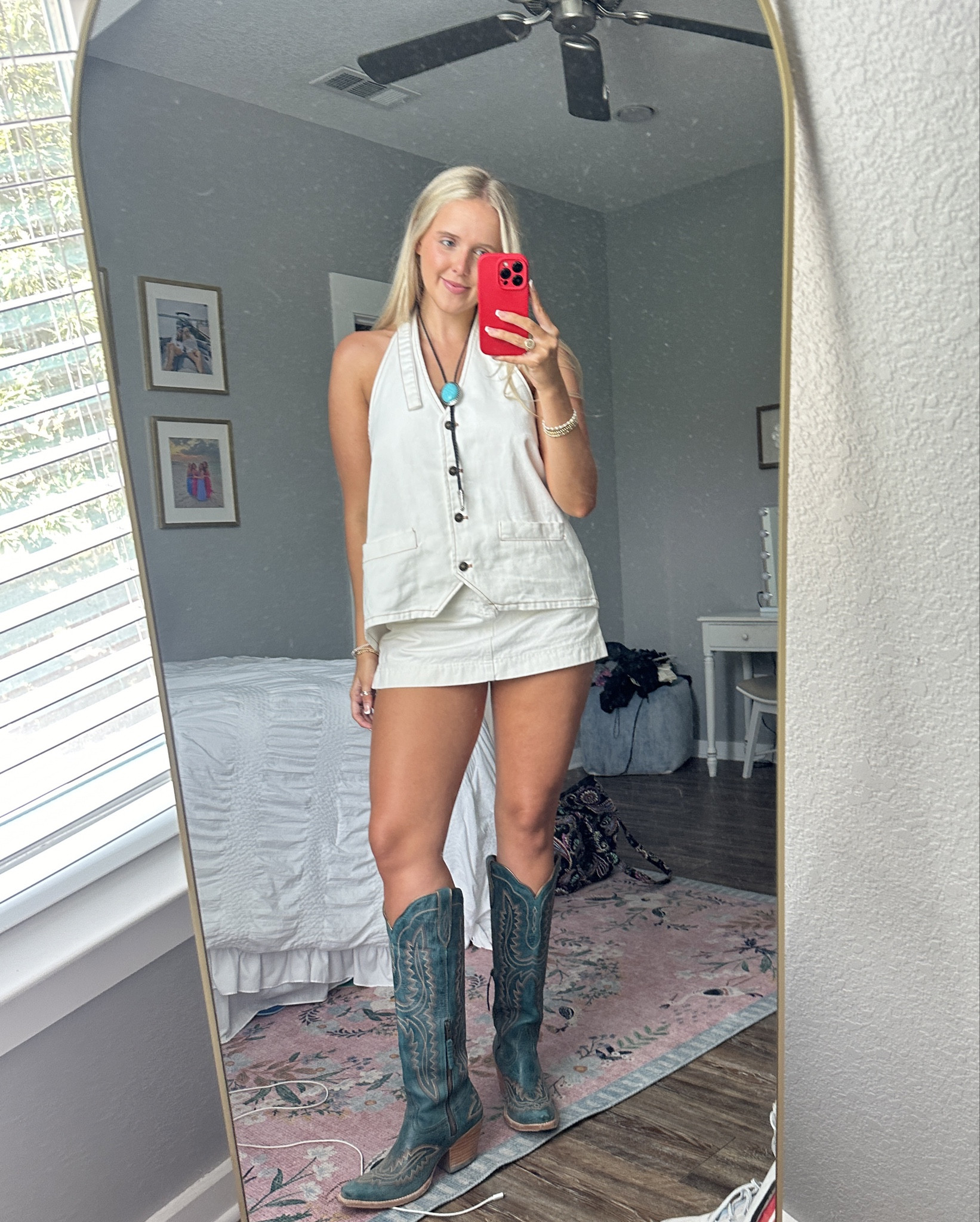 Perfect for a trip to the Rodeo! 

#boots #college #western #countryconcert 

#LTKFindsUnder100 #LTKSummerEdit #LTKU