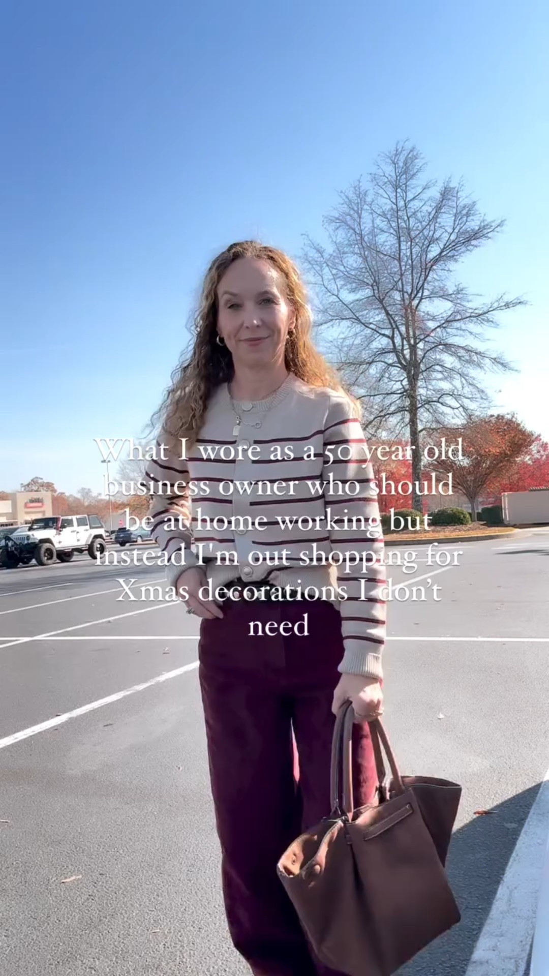 I should be at home working!  But instead I'm shopping for Xmas decorations I don’t need because frankly that's more fun!!😊

Do you procrastinate from doing work sometimes?  I prefer to think of it as self care or taking a break ha!

This comfy and casual outfit from @target is perfect for a day of running around looking for things I don’t need!😂🤪

Comment shop for link!

I'm Leslie, a 50 year old empty nester and business owner who believes style can be both comfy and chic!
Hot follow if you agree and want real, everyday outfit inspiration!

#fashionover40 #midlifestyle #styleover40 #styleover50 #targetstyle