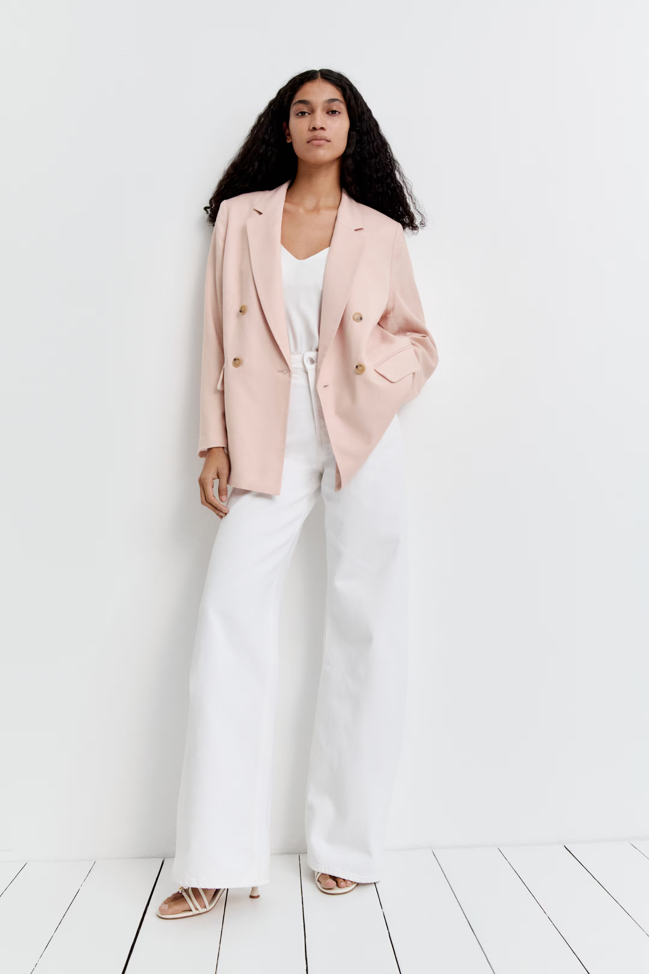 Linen-blend blazer | H&M (UK, MY, IN, SG, PH, TW, HK)