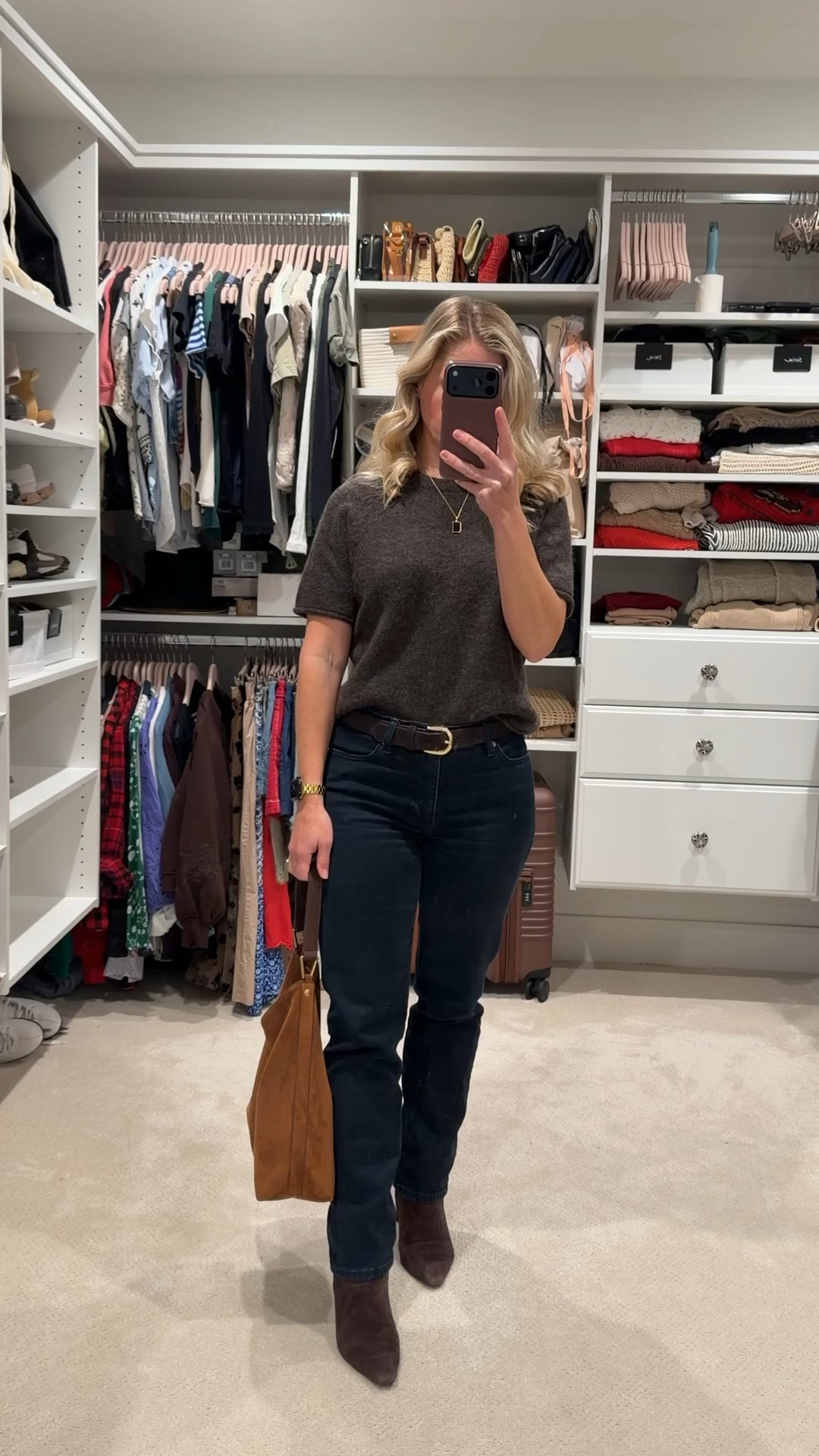 OOTD:
An easy, everyday outfit I keep reaching for. A cozy neutral tee, dark denim, and suede booties that work for errands, meetings, and everything in between. Comfortable, classic, and ready for fall days. Linking everything here. 🤎🍂

#LTKdayinmylife #LTKootd #LTKPetite
