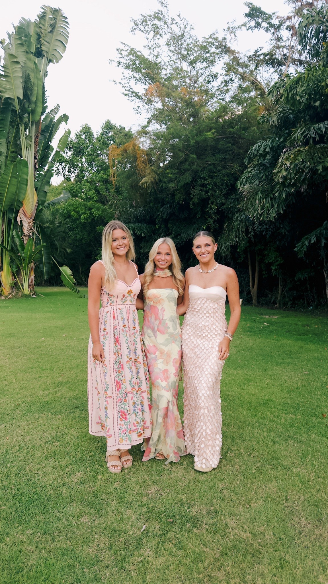 the sweetest maxi dresses 💛💛💛 #weddingguest #summerdress

#LTKSeasonal #LTKTravel #LTKWedding