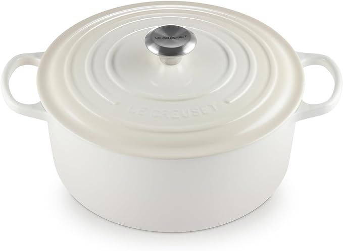 Le Creuset Enameled Cast Iron Signature Round Dutch Oven, 7.25 qt., Meringue | Amazon (US)