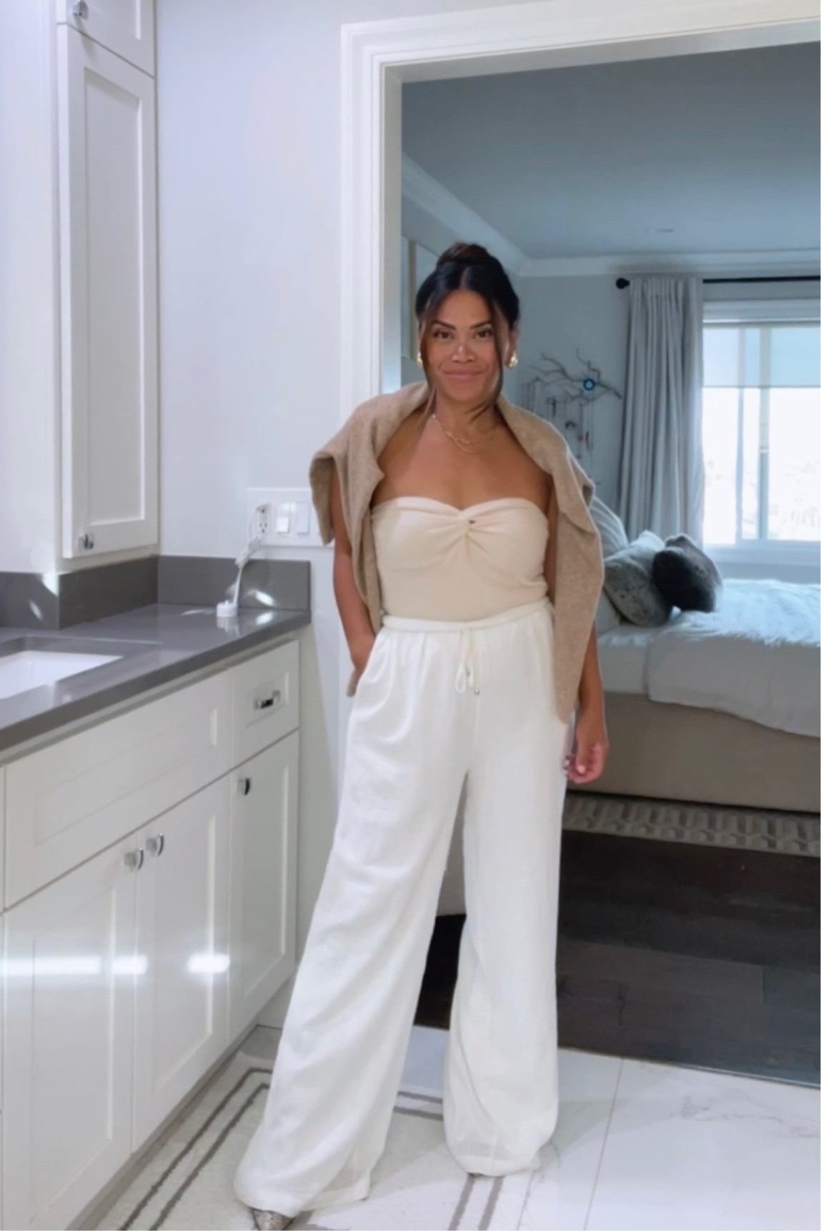 White linen pants for fall look. Cardigan is old but linked similar styles. Wearing small in pants - wearing boots and still needs hemming    

Princess Polly, white pants, linen pants, camel cardigan 

#LTKstyletip #LTKworkwear #LTKfindsunder100