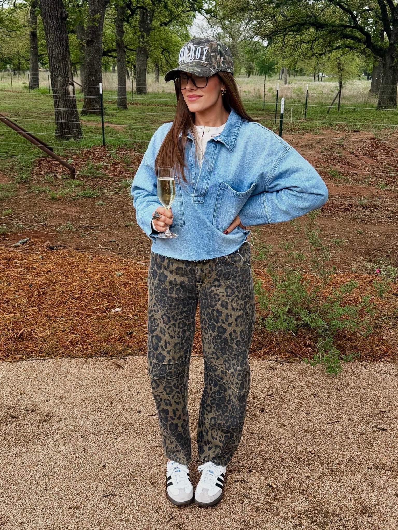 Spring outfits 2026 casual date night outfits country concert outfits @amazonstylefinds jeans, hat and glasses aerie Henley top H&M denim pullover

*Note: I cut off the bottom of the denim pullover for better proportions for my body/height

#LTKTravel #LTKOver40 #LTKFestival