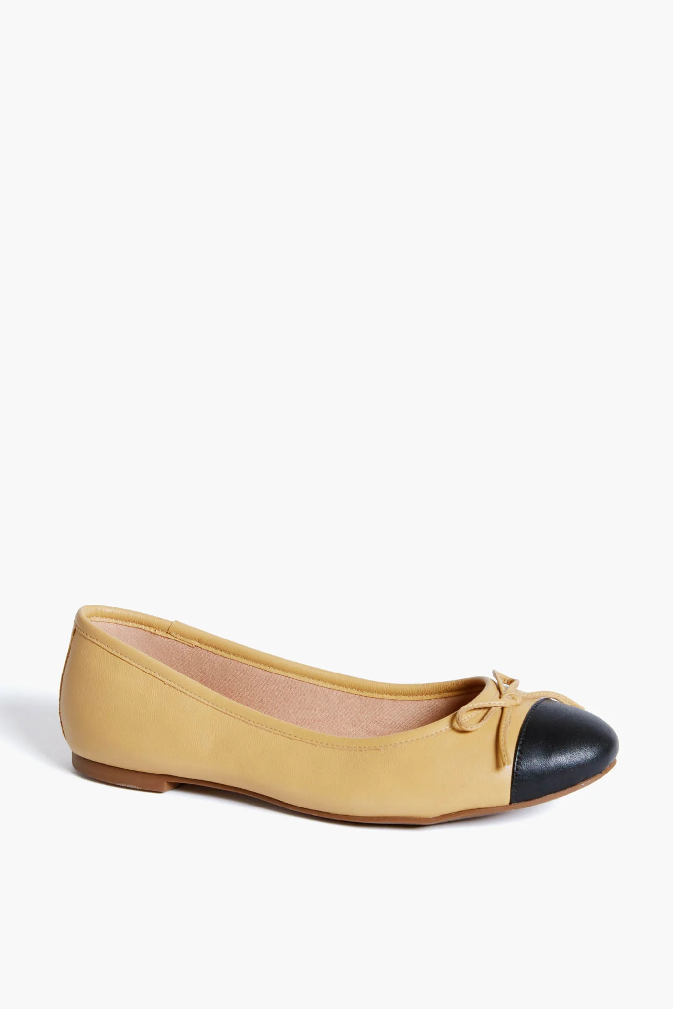 Camille Cap Toe Leather Flats | Tuckernuck (US)