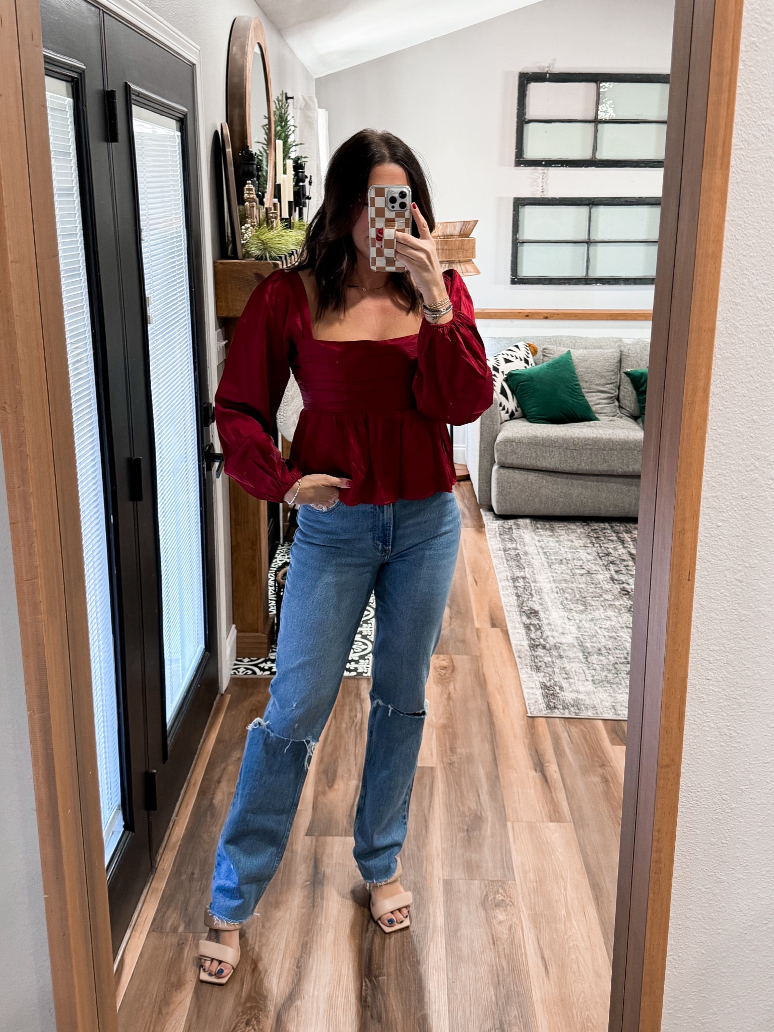 Top-medium 
Jeans-27XL


#LTKSeasonal #LTKstyletip #LTKHoliday