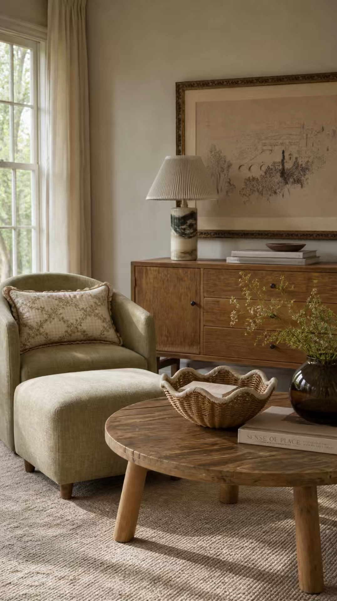 This is your sign to mix soft florals with warm wood and call it done ✨

Nothing matches perfectly but that’s exactly why it works. Light, airy layers, a little vintage feel, and textures that make the whole room feel lived in (in the best way) 🤍

#LTKSaleAlert #LTKHome #LTKSeasonal