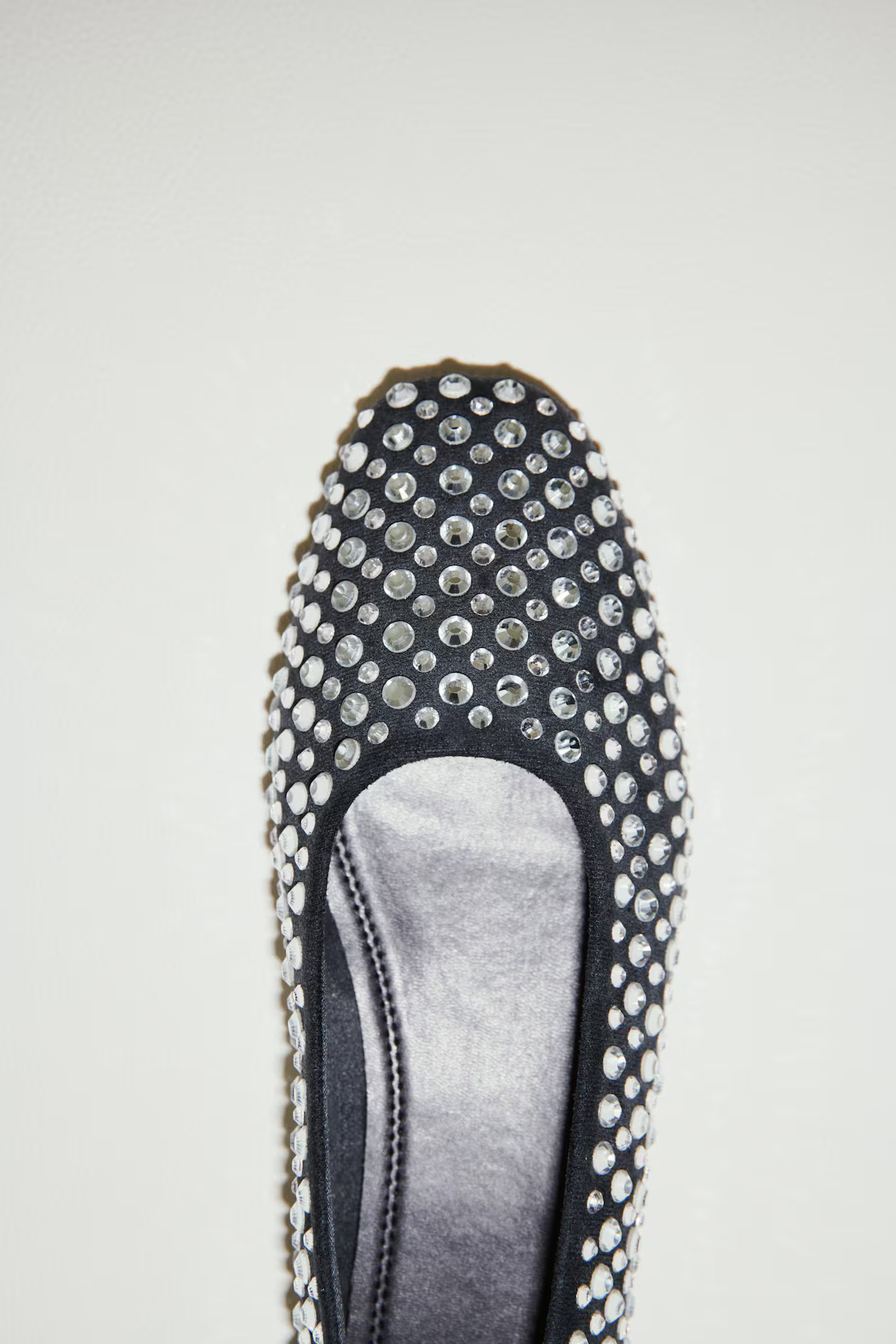 Embellished ballet pumps | H&M (UK, MY, IN, SG, PH, TW, HK)