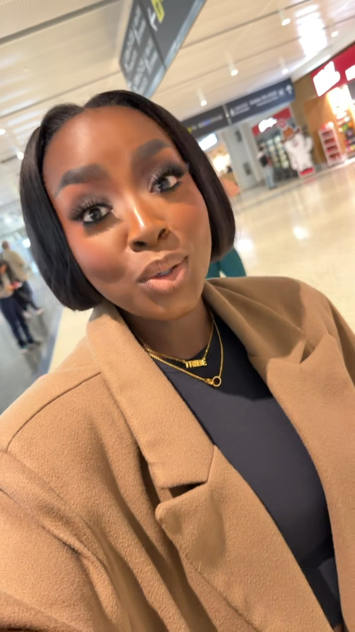 2. Hours. Later. But let’s get into this Bob that I installed on my own, behind my hairline. I’ll link similar. It’s full wig that I installed behind my hairline, so that it looks more natural.