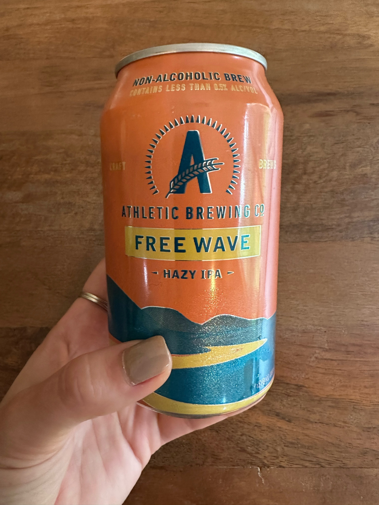 Best non-alcoholic beer. Athletic Brewing. NA beer  