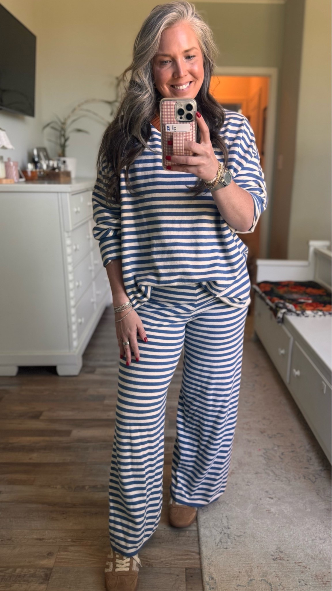 Aerie striped set I love 
Top-large 
Pants-medium 
Tia exact set is sold out but I’m linking similar