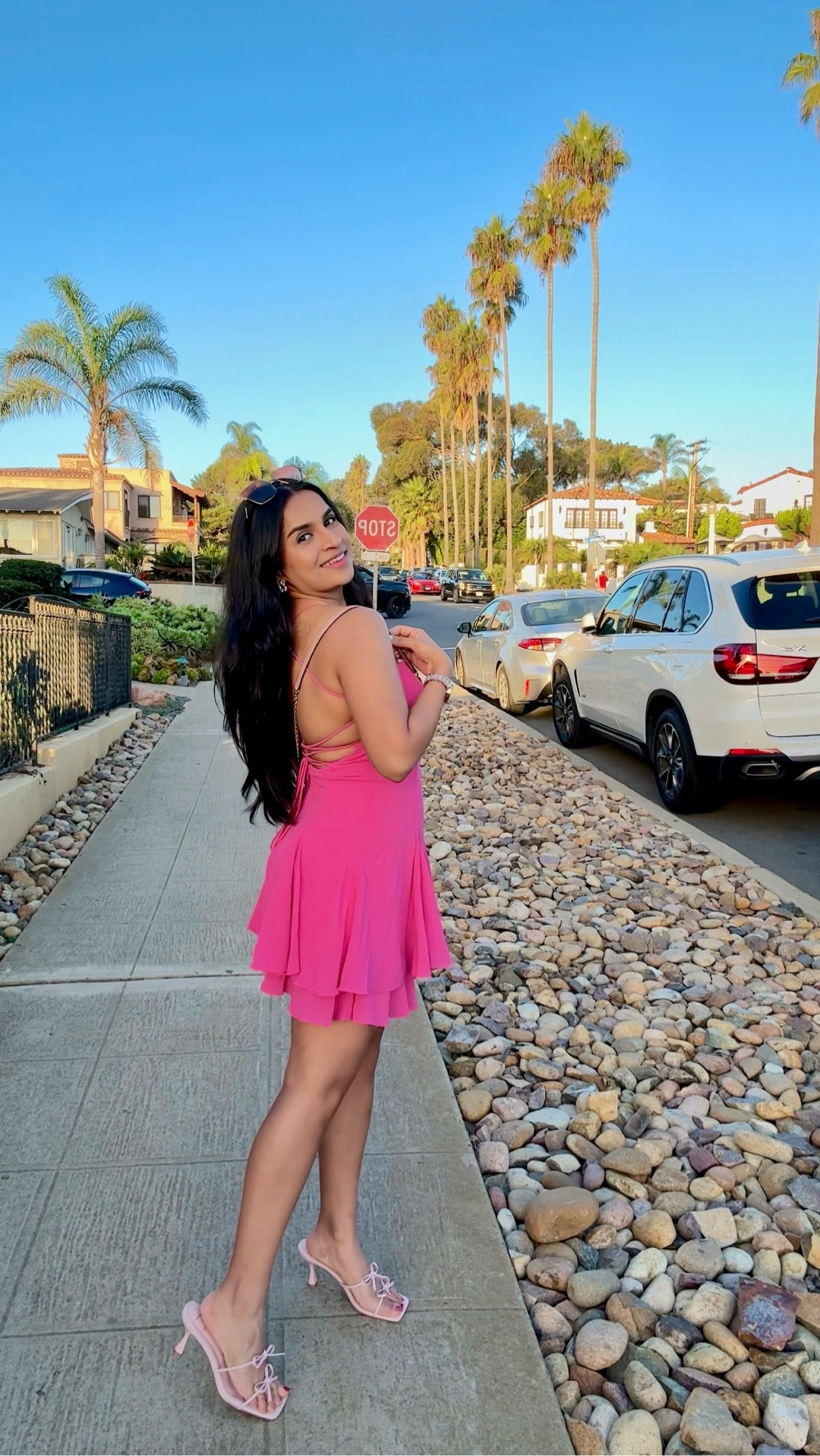 26 and thriving! 💖

Once I like a dress I need to have it in every color 😅

.

.

.

.

.

.

#ootd #travelgram #vacationoutfit #outfitcheck #californiaoutfit #travelblogger #outfitinspiration