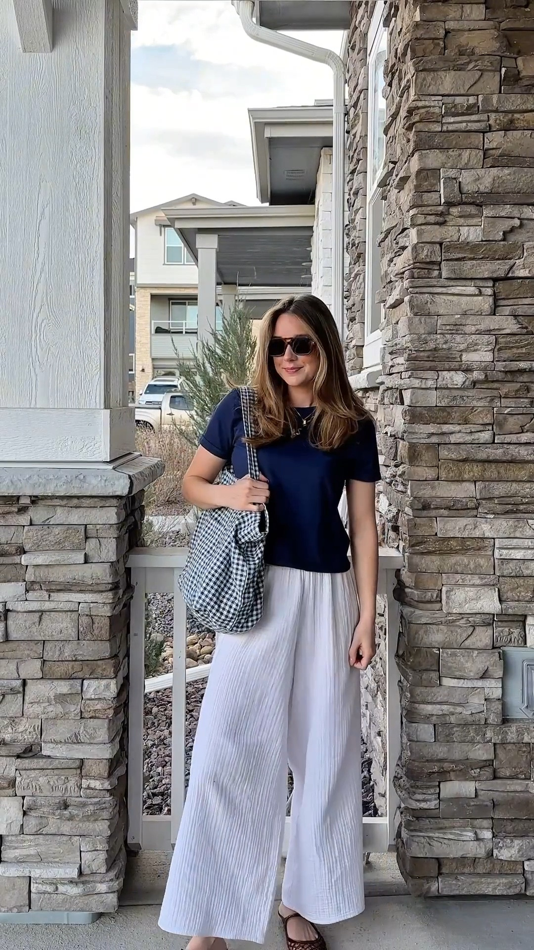 Catch me all spring in this outfit! Loving the new oversized cotton tote bags from Gap! 🤍🌀

Spring Style | Spring Outfit | Mom Outfit | Mom Style | Gap

#springstyle #springoutfit #momoutfit #momstyle #gap

#LTKmomlife #LTKSeasonal #LTKootd