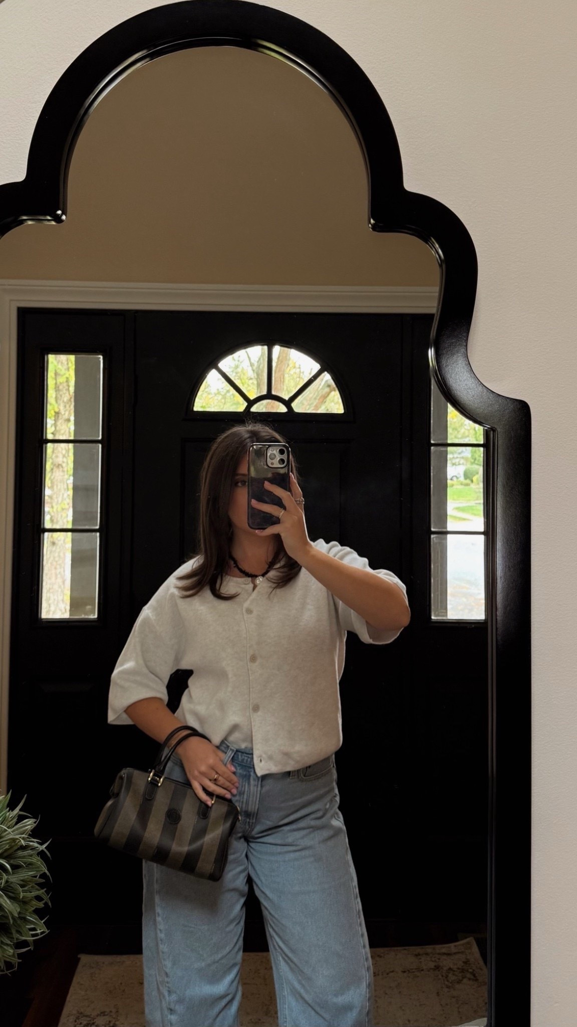 M in sweater 

#LTKootd