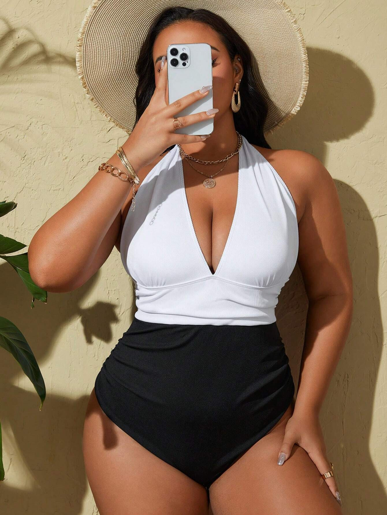 SHEIN Swim Vcay Plus Size Summer Beach Vacation Colorblock Halter One-Piece Swimsuit | SHEIN
