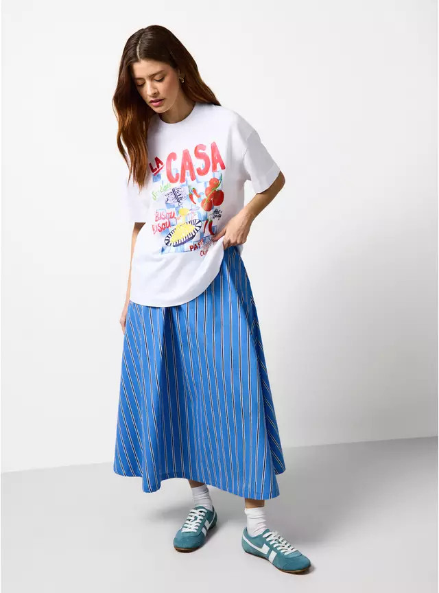 White La Casa Graphic Oversized T-Shirt S | Tu Clothing