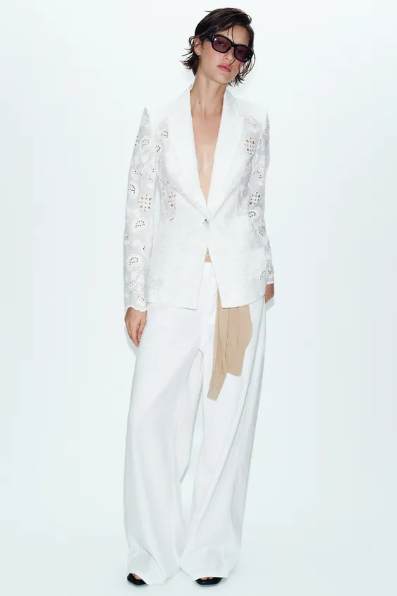 EMBROIDERED PERFORATED SHOULDER PAD TAILORED BLAZER | Zara US