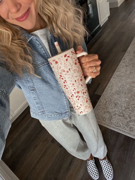 This A&F lounge jumpsuit is SOOOO comfy & cozy! Perfect transition piece to spring w/ the sleeveless! I threw a Jean jacket on over top🤎🌿 in the S!

Abercrombie / spring style / outfit inspo / Holley Gabrielle 

#LTKstyletip #LTKSeasonal #LTKfindsunder100