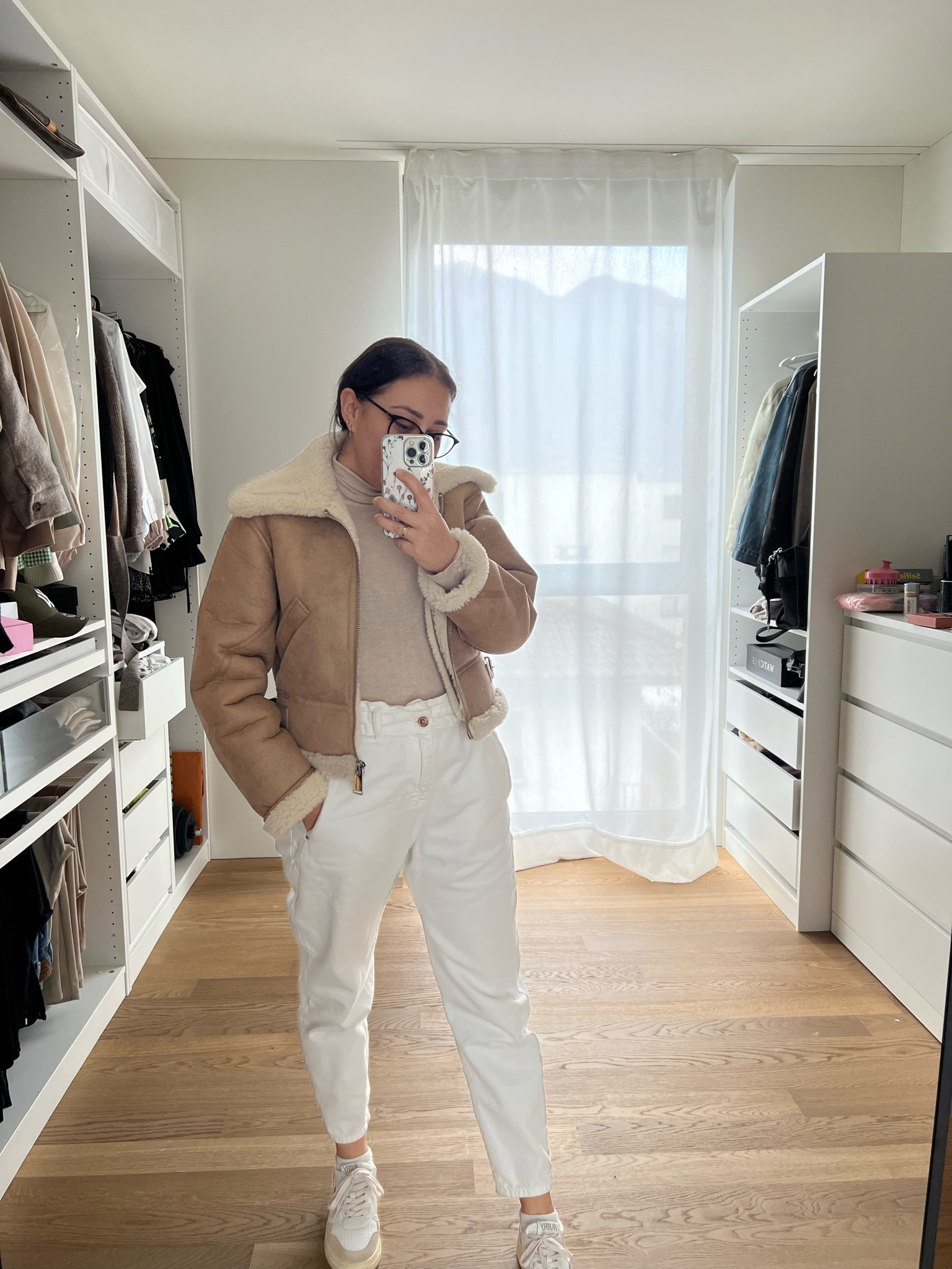 Neutrals outfit!
In love with this jacket from Mango🤎
Jeans are old from Zara!

#LTKeurope #LTKworkwear #LTKSeasonal