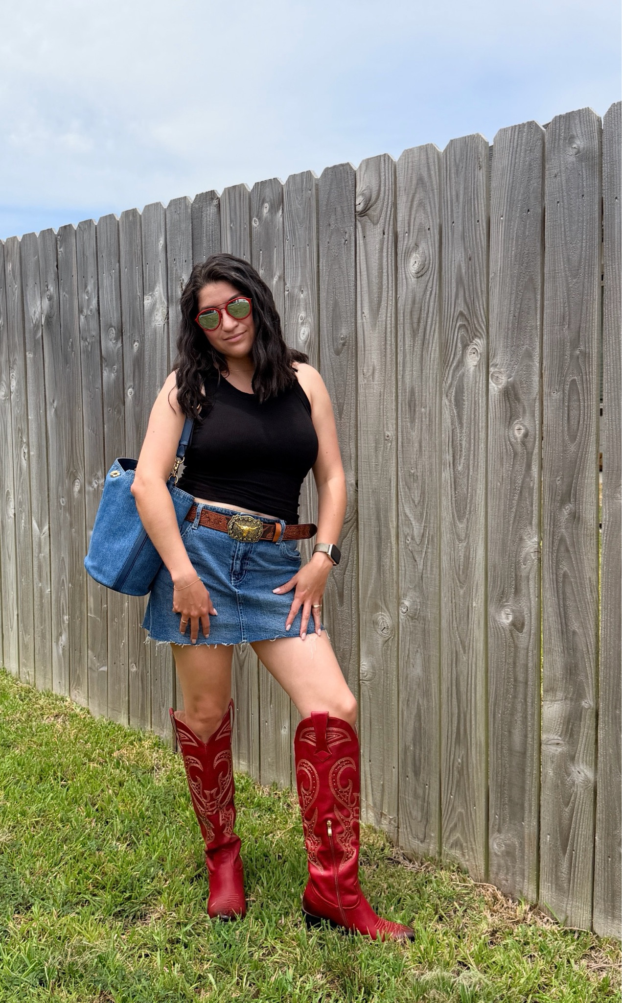 Some outfits just make you feel put together. ❤️🤠

This has been one of my favorite easy outfits lately. The denim skirt, boots, and simple black tank are pieces I keep reaching for because they’re easy to mix and match.

I’ve linked everything I could find (or similar pieces) in my LTK!

What’s one staple piece you wear on repeat?

#LTKStyle #WesternStyle #DenimSkirt #CowgirlStyle #EverydayStyle #SummerStyle

#LTKgrwm #LTKBeauty #LTKselfcare