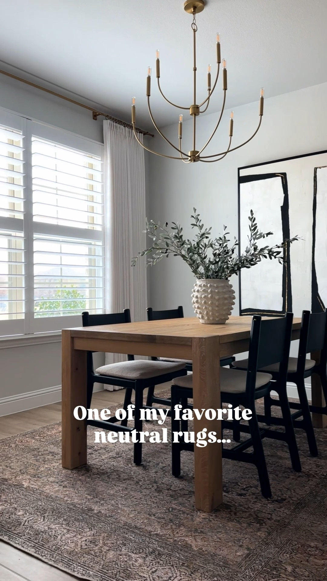 I love this rug! It has the prettiest warm neutrals and it’s so easy to clean.

#LTKHome #LTKSaleAlert #LTKSeasonal