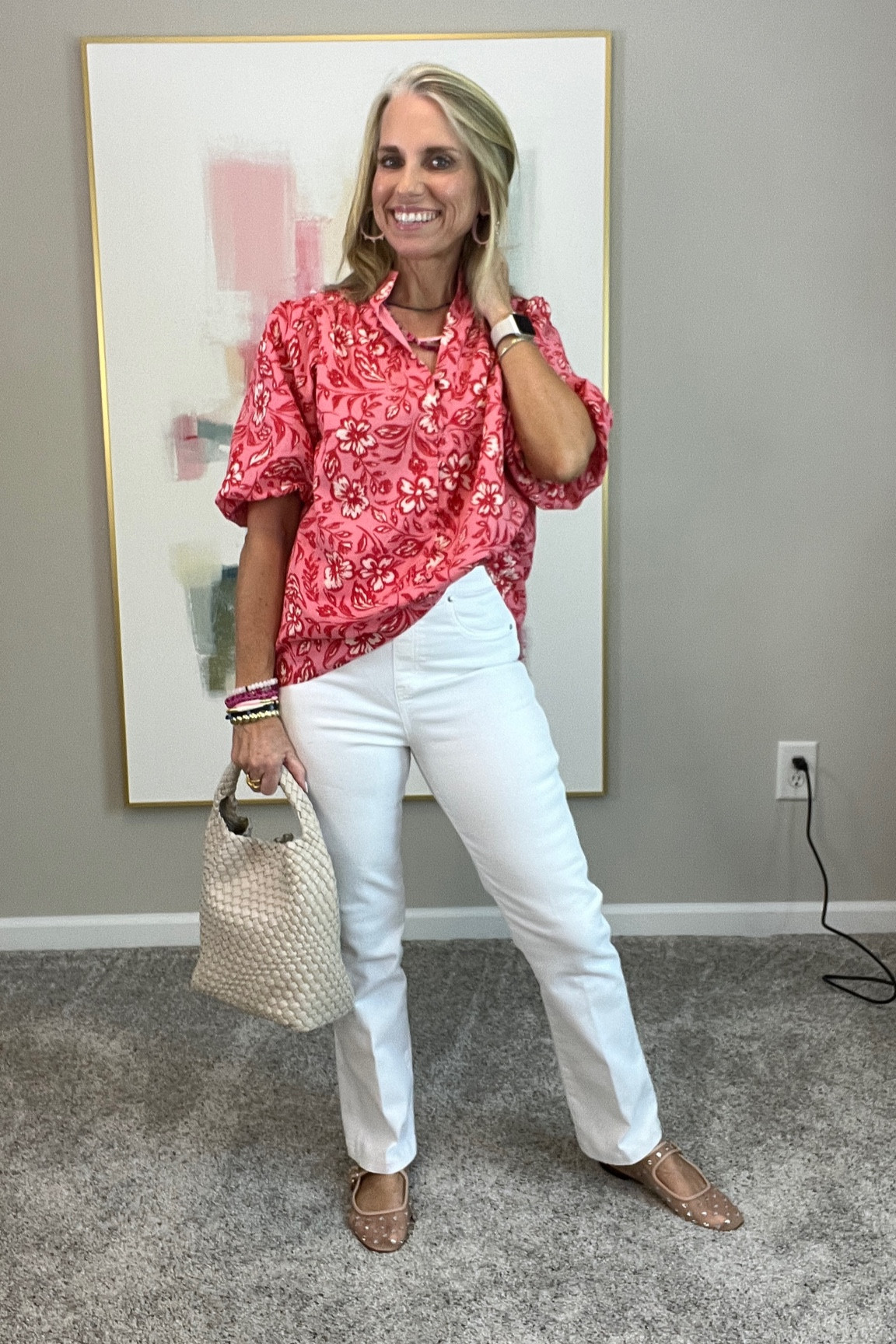 I love pink and red 
Use code COAST15 on AVARA 
Use LISAXSPANX on white kick flare jeans 
Wearing small 
Use COAST20 on Allie + Bess

#LTKstyletip #LTKworkwear #LTKover40