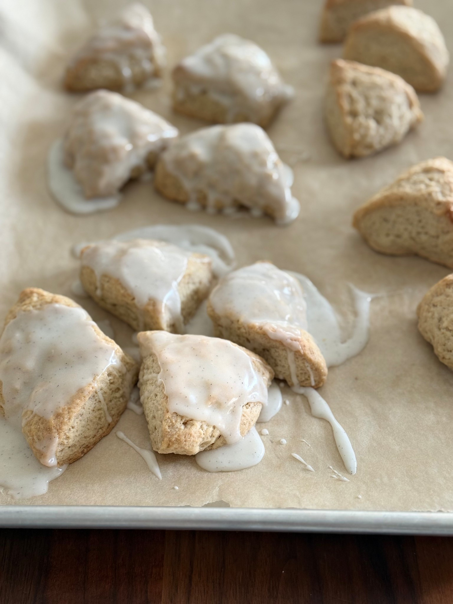Morning baking inspired by Starbucks petite vanilla scones (my secret ingredient is Trader Joe’s bourbon vanilla bean paste). These were a HUGE hit with my family (even without the icing). They’ll also be on the food list for the Mother’s Day brunch I’m hosting in May. 


Copy cat recipes, petite vanilla scones, foodie, breakfast, brunch, sweets, baking, homemaking, slow mornings



#LTKmomlife #LTKfoodie #LTKHome
