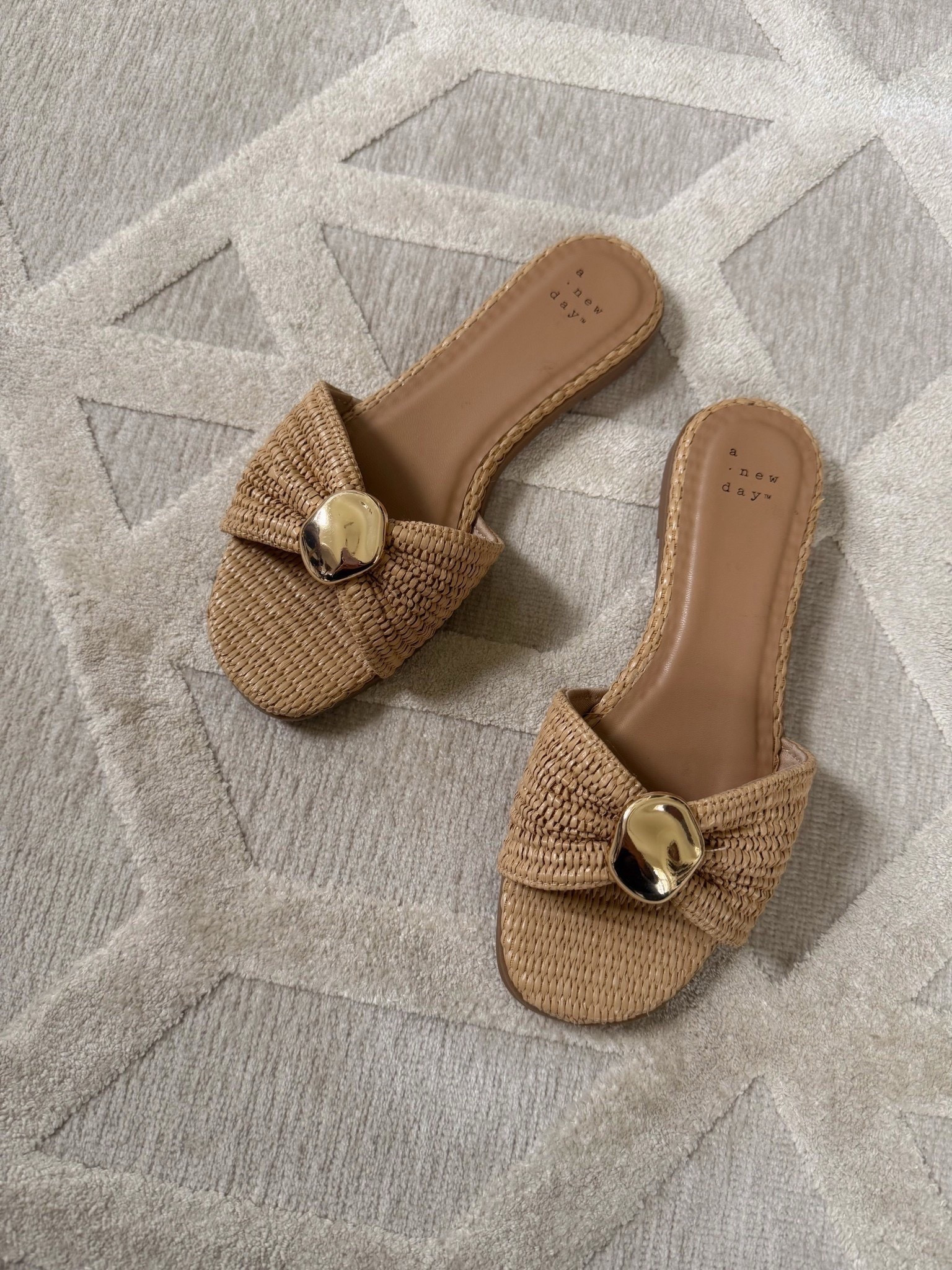 Loving these raffia sandals for spring for only $35! #springshoes #sandals 



#LTKSeasonal