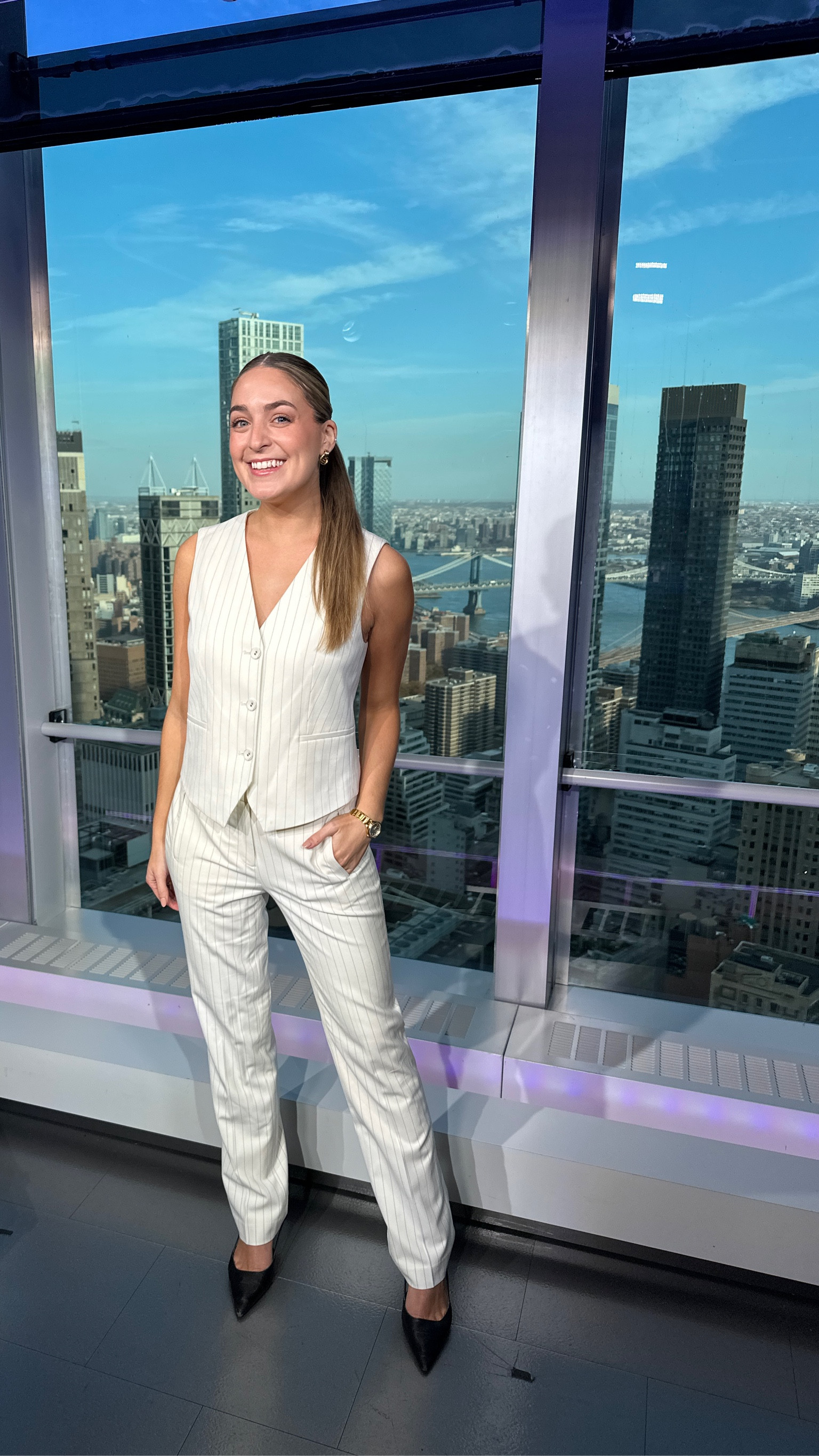In-studio outfit on a warm fall day! 

Vest suit: Bar III from Macy’s(discontinued)
Heels: Mango
Watch: Citizen 
Earrings: Amazon

#LTKBeauty #LTKStyleTip #LTKWorkwear