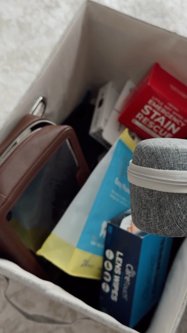 Wanted to share this quick little easy hack that makes traveling a little easier for me! I keep everything that I might need in this box ✈️ #stylinbyaylin #aylin #travel

#LTKTravel #LTKHome #LTKmomlife