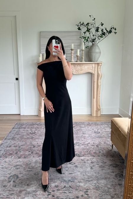 Black maxi off the shoulder dress! 
A timeless piece you can never go wrong with! 

Size: XS for reference 

#LTKStyleTip #LTKFindsUnder100 #LTKBeauty