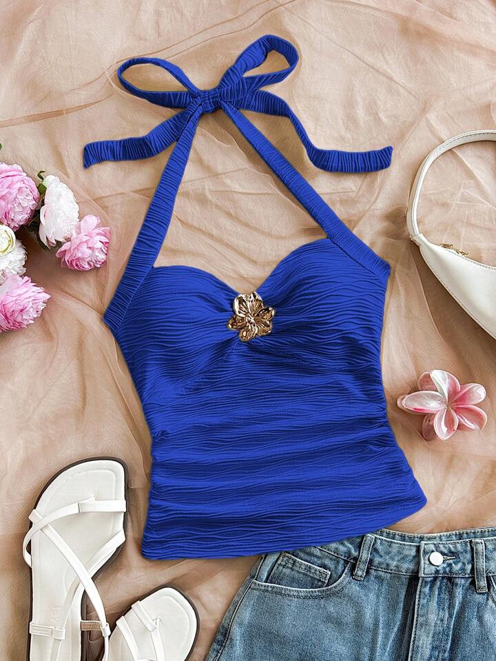 Soleia V-Neck Floral Metal Buckle Knit Texture Fitted Halter Camisole, Suitable For Vacation, Mus... | SHEIN