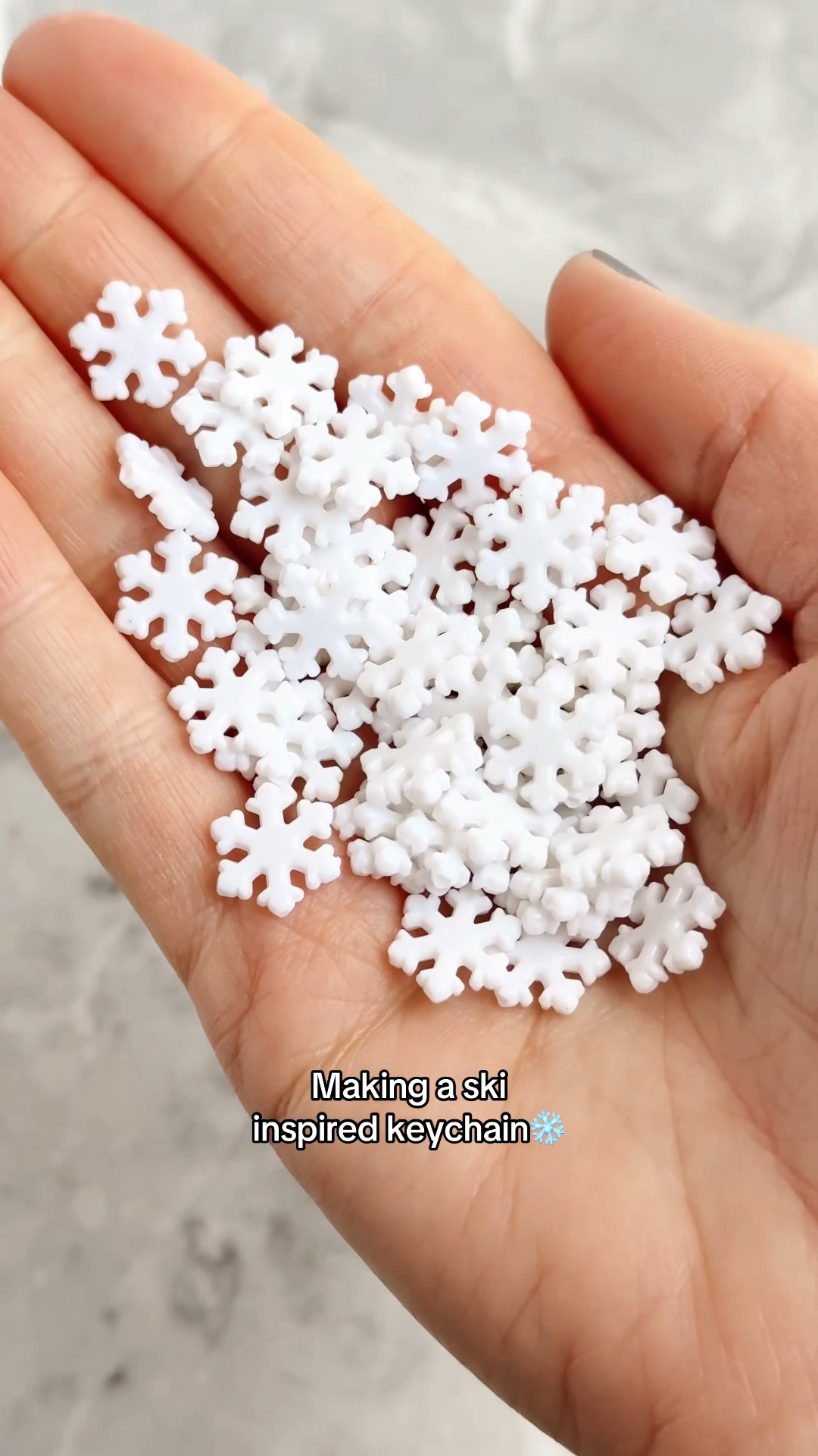 DIY ski-inspired keychain for the ski lovers❄️⛷️

#LTKActive #LTKBeauty #LTKValentine