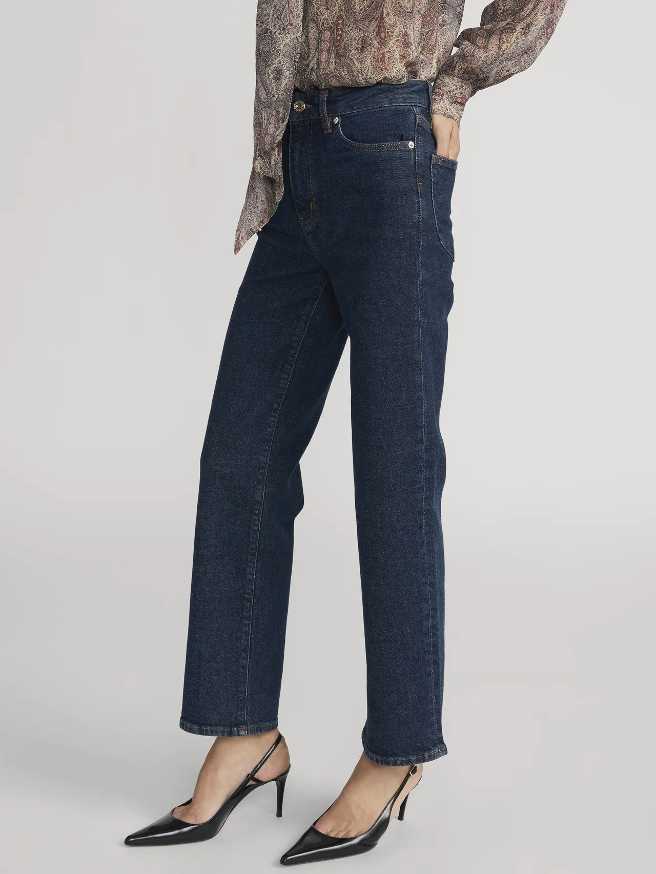 THE WIDE TABOO | Frame Denim